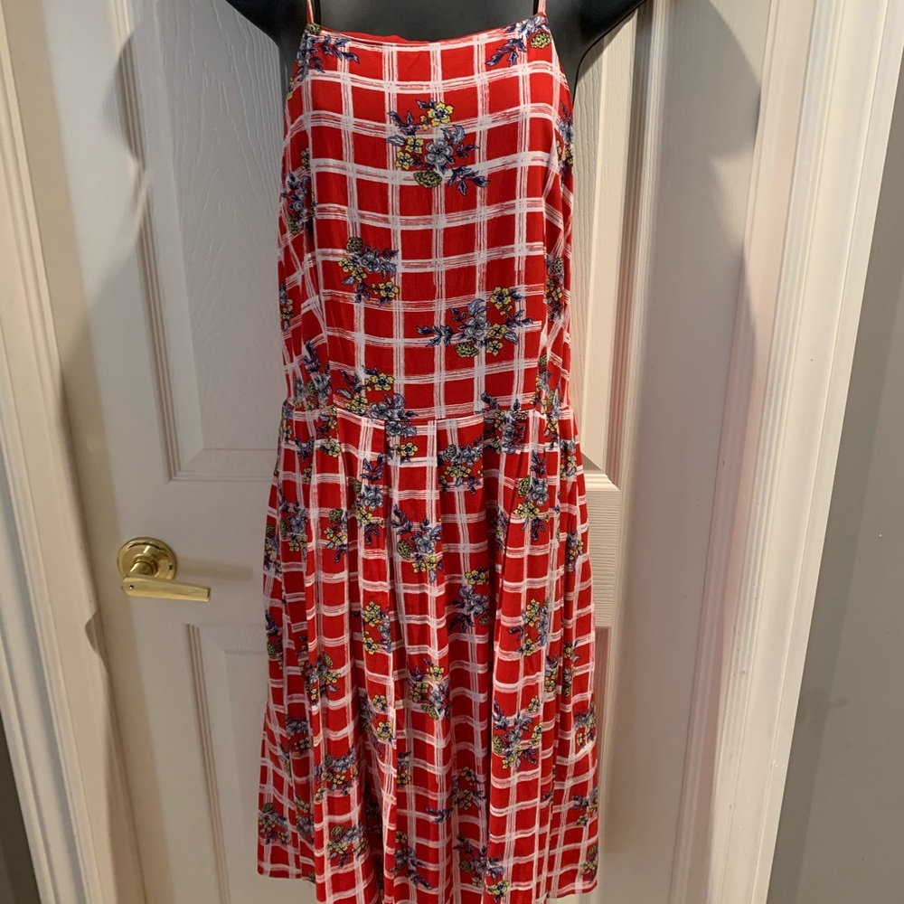 Lovely red and white summer dress.